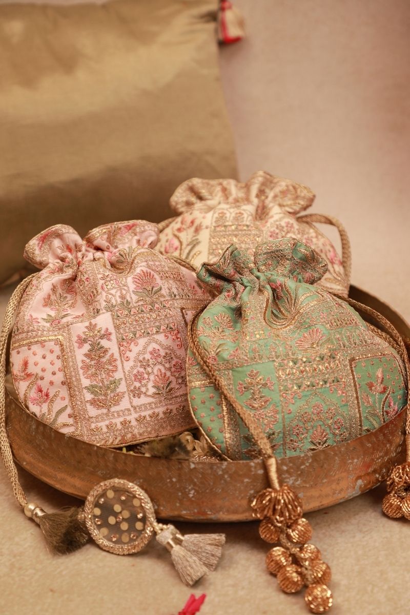 Buy AMYRA Amer Set Of 10 Wedding Favor Potlis online The AMYRA Store