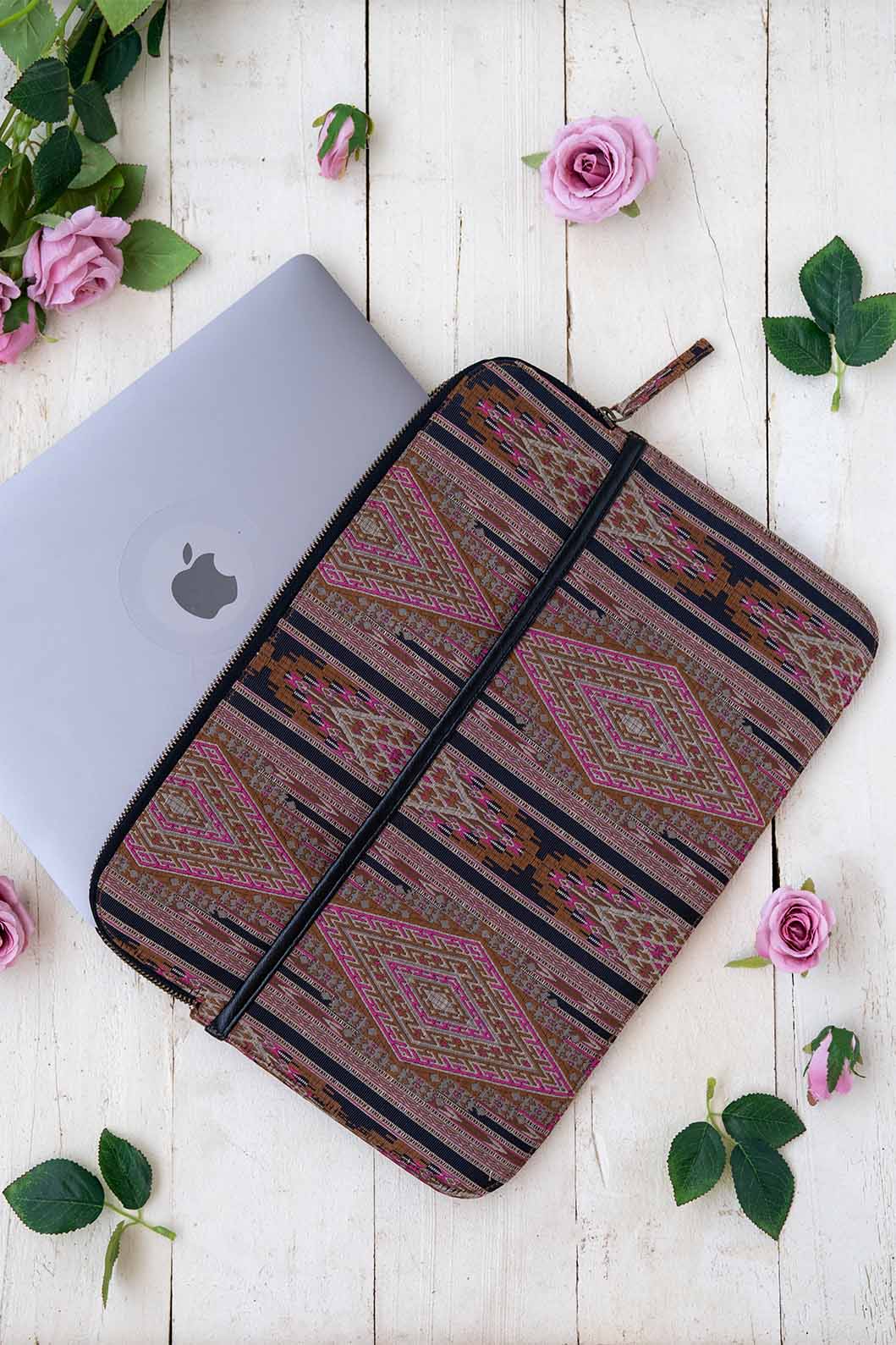 AMYRA Aztec laptop sleeve - Multicolor (UPTO 14 INCH)