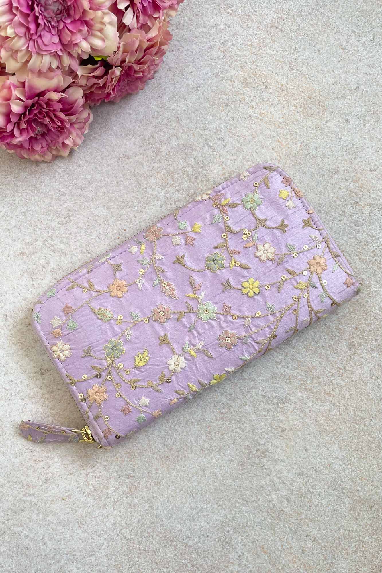 AMYRA Blossom wallet purple