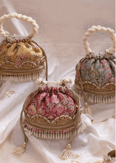 Bucket bags
