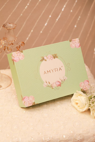 Rhea Set of 10 Wedding Favor Clutch