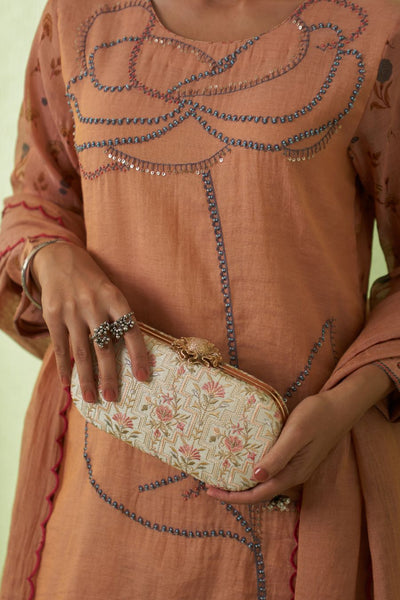Mogra Capsule Clutch - Baby pink