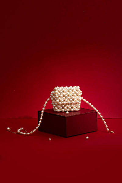 Alba Offwhite Pearl Belt Bag