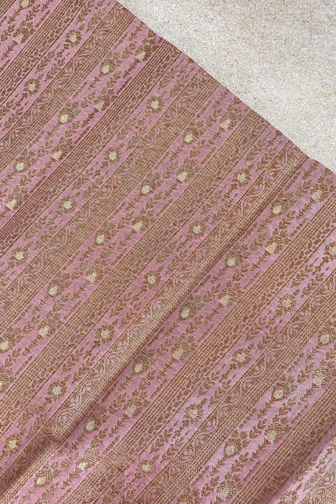 Mauve Handloom Pure Katan Silk Gold Zari Brocade Banarasi Fabric