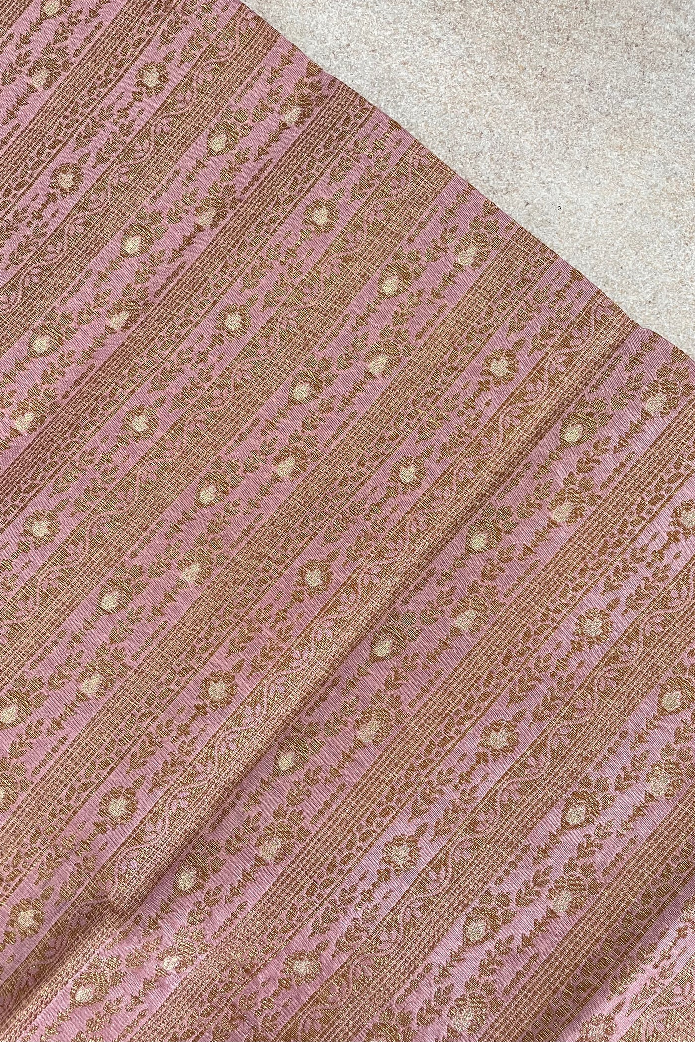 Mauve Handloom Pure Katan Silk Gold Zari Brocade Banarasi Fabric