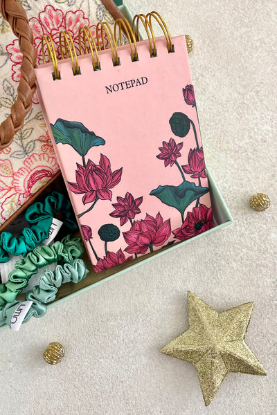Christmas Hamper - Ivy Floral Handbag - Self-Care & Accessory Box