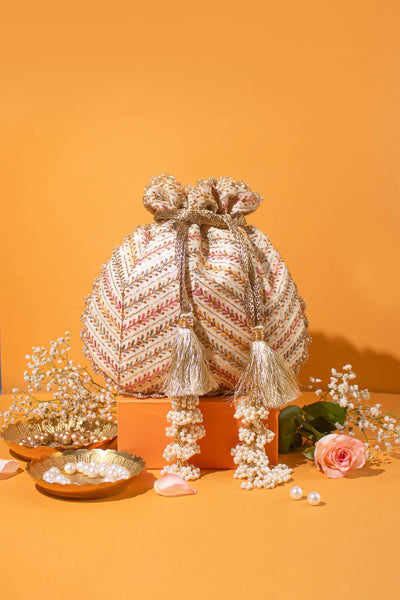 Fiza embroidered Potli - Off-white
