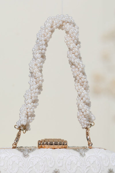 AMYRA - Nura capsule clutch- White
