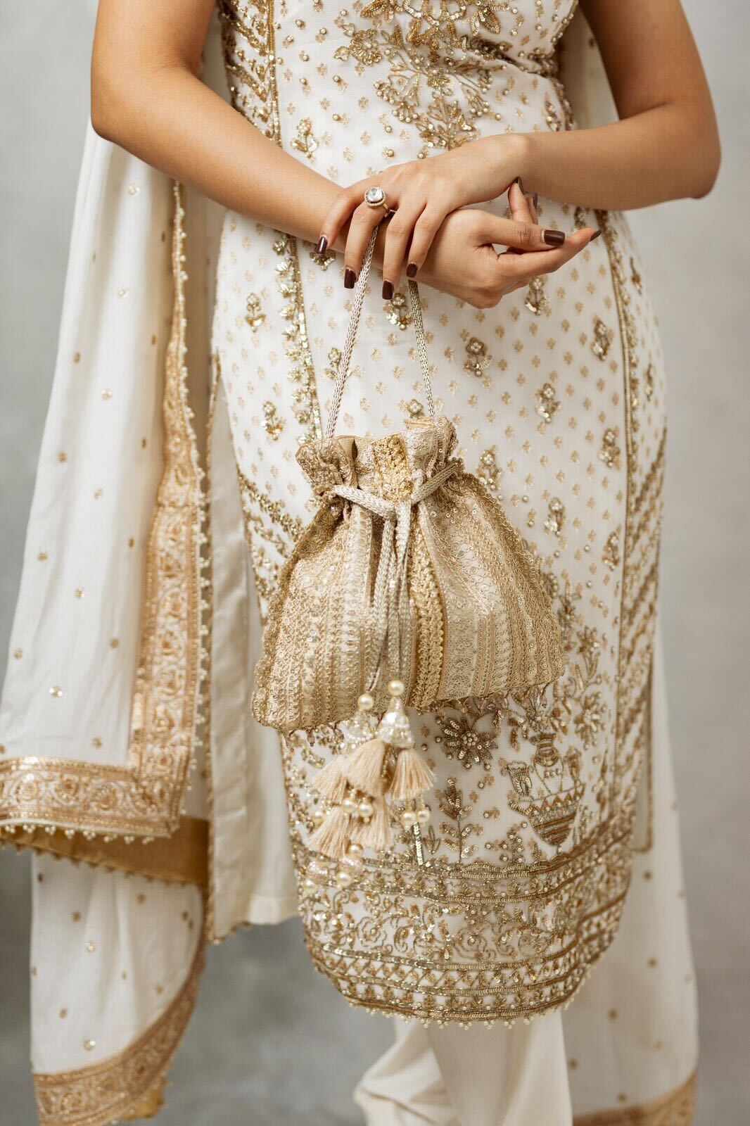 Buy AMYRA Naaz Potli Gold online The AMYRA Store