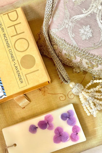 Gift hamper - Chandheri lavender  potli - Aroma & Scented box