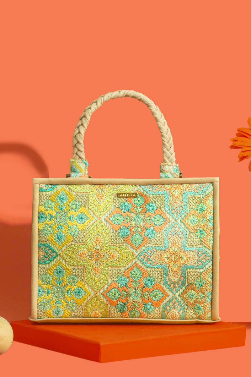 Amna thread embroidered Handbag - Mint