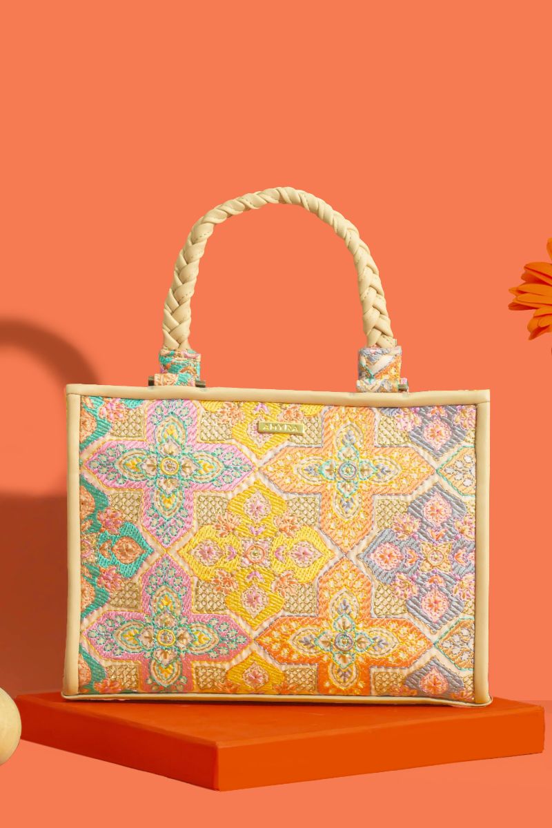 Amna thread embroidered Handbag - Pastel Pink