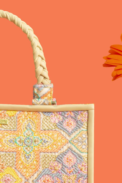 Amna thread embroidered Handbag - Pastel Pink