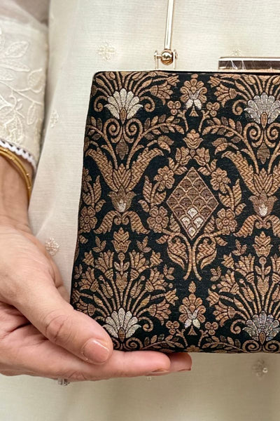 Anantam Pure Silk Clutch - Black