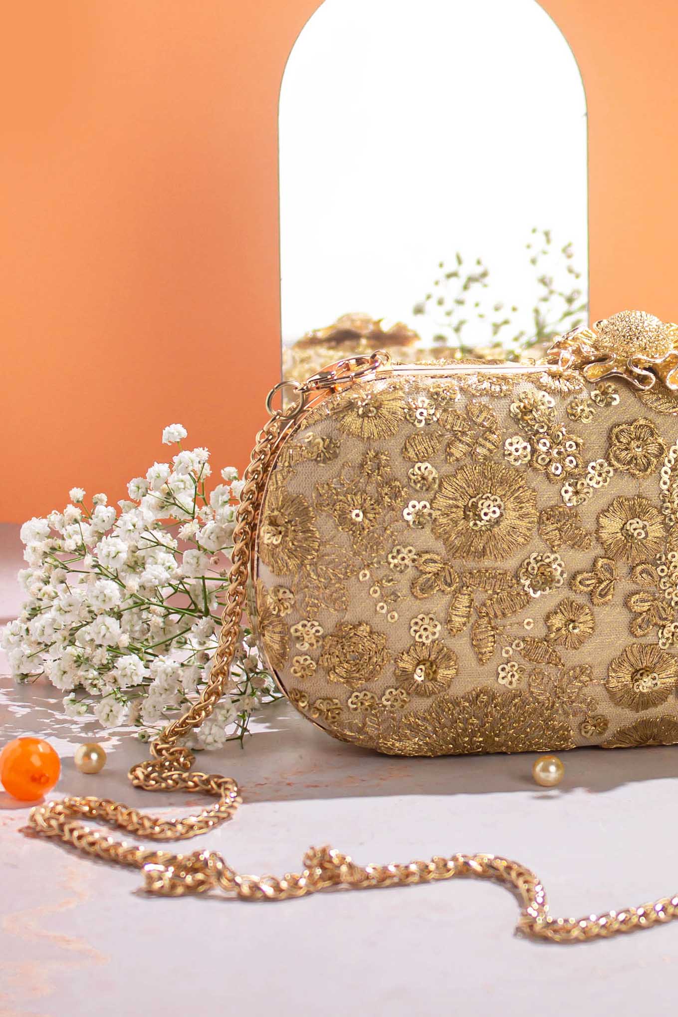 Aurelia Capsule Clutch