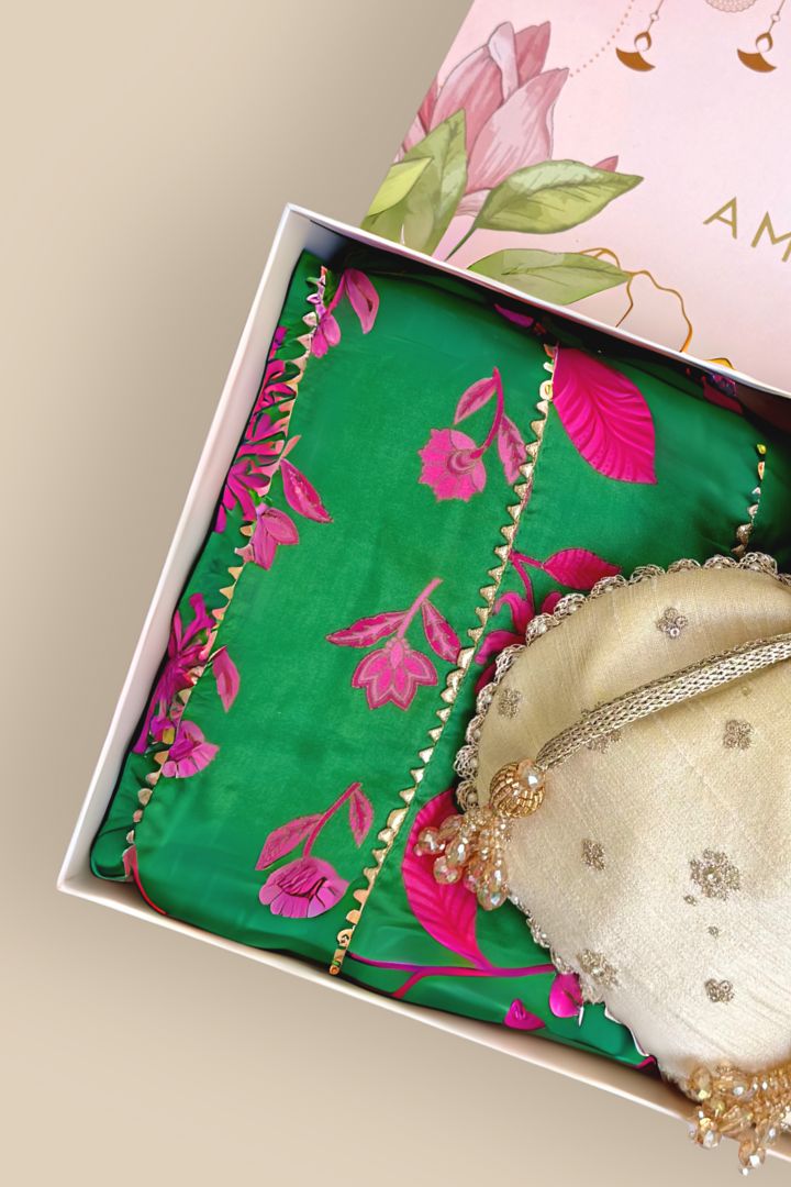 Gift Hamper - Azai Potli & Madhura Dark Green Dupatta Box
