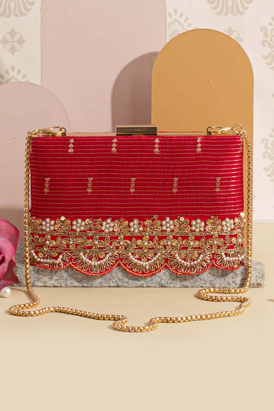 AMYRA Tari silk box clutch - Deep Red