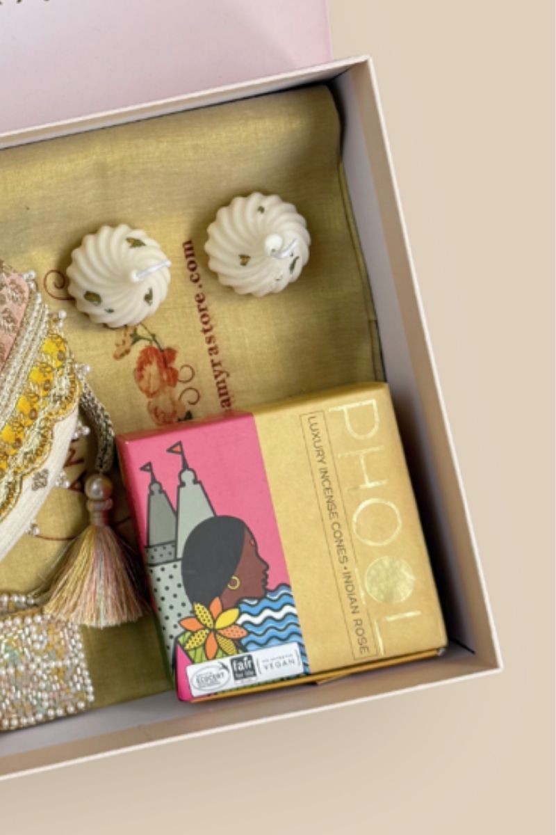 Diwali Gift Hamper - Vibha potli - Fragrance & Candle Box