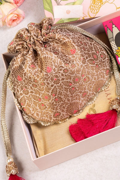 Gift Hamper - Kashi Cream Potli - Aroma and Candle Box