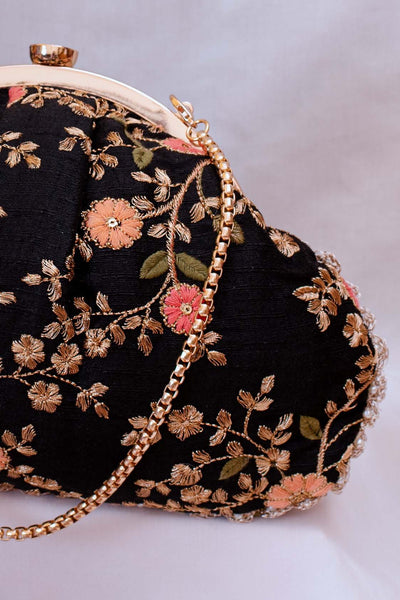 Floral Creeper Vintage Purse - Black