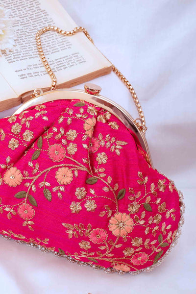 Floral creeper vintage purse - Pink