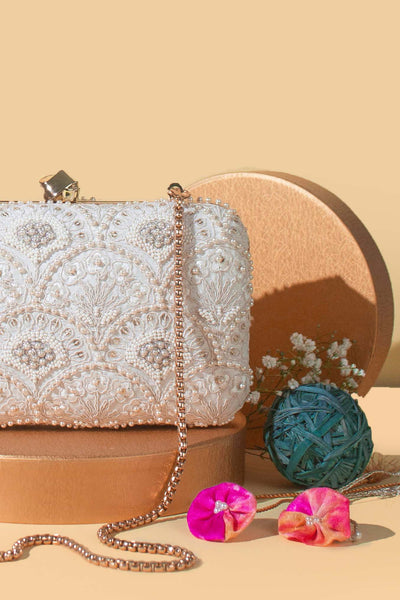 Amyra_Luna pearl box clutch