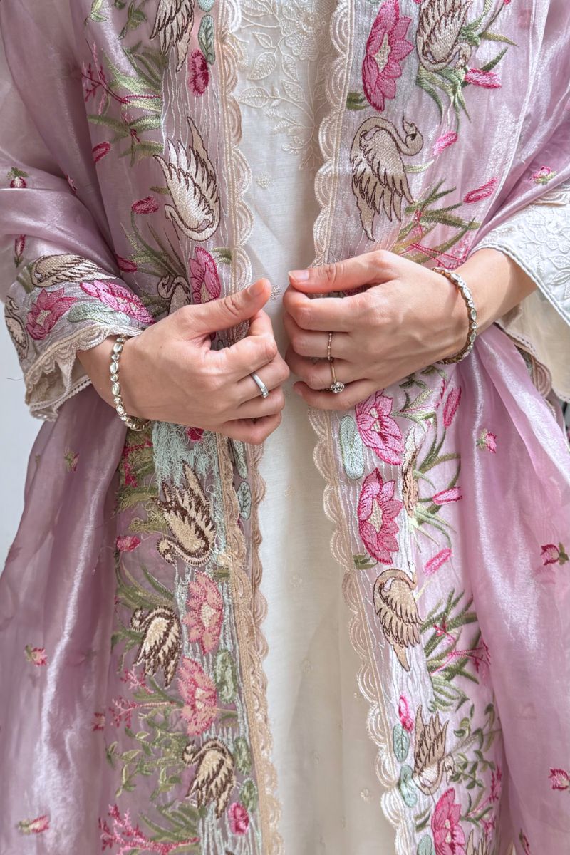 Mirari Thread Embroidered Kora Organza Dupatta - Lilac