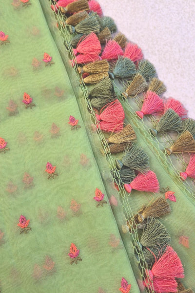 Nurvi Floral Thread Embroidered Organza Dupatta - Green
