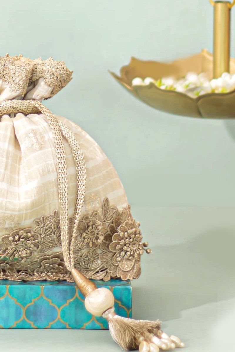 Parijat Silk Potli - Offwhite