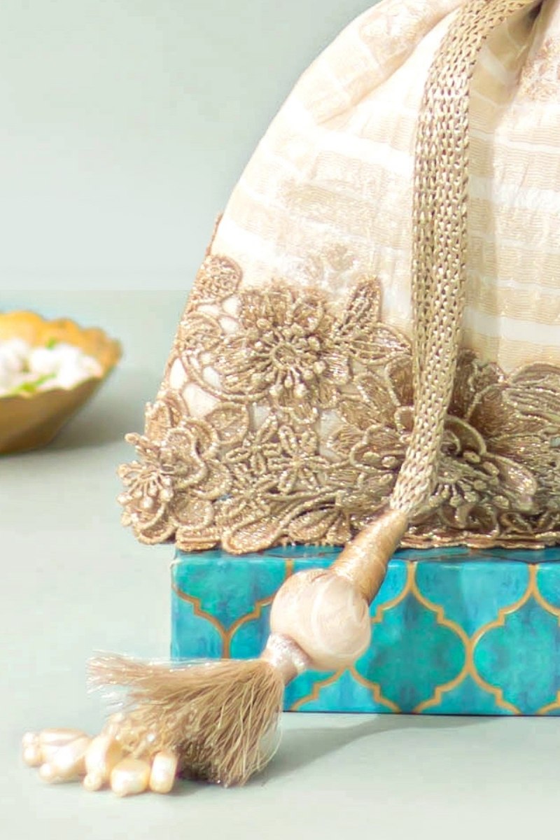 Parijat Silk Potli - Offwhite