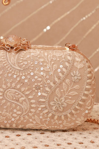 Rhea Threadwork Clutch - Grey
