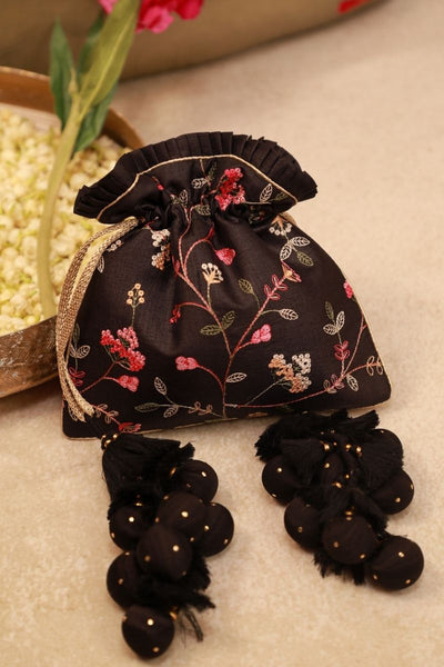 Rua Embroidered Potli - Black