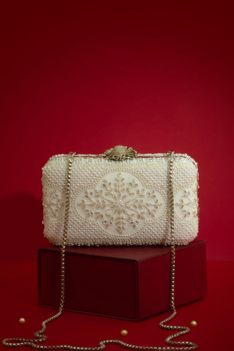 Sehra Pearl Embroidered Clutch - Silver