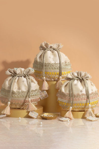 Vibha Set of 10 Wedding Favors