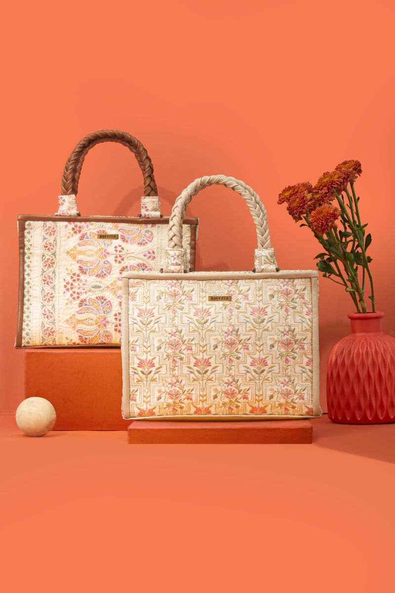 AMYRA - Zen Embroidered Handbag - Beige