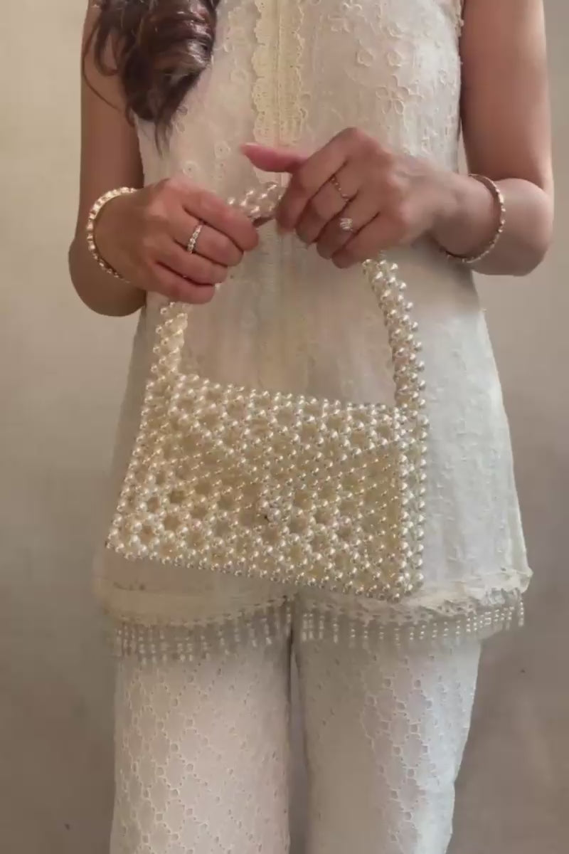 Amelia Triangle Bag - Offwhite