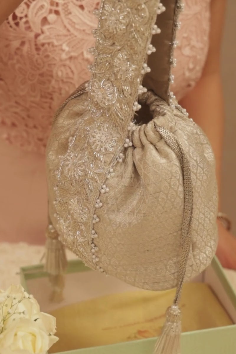 Tej Bucket Bag - Silver
