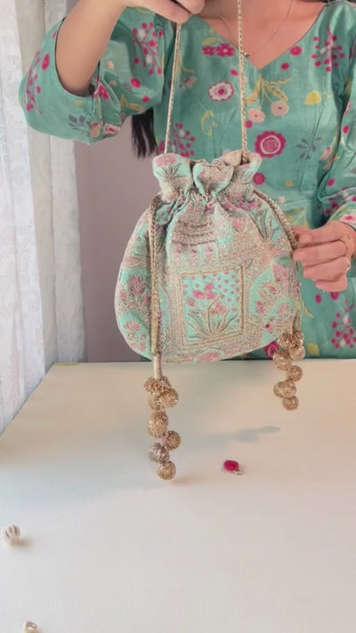 Amer turquoise potli