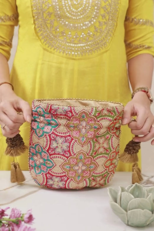 Amna Potli bag - Cream