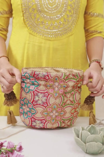 Amna Potli bag - Cream