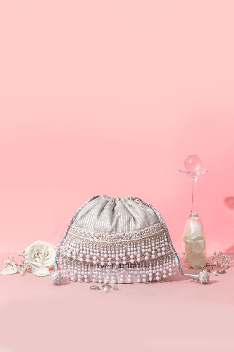 Sia Pearl Silver Potli