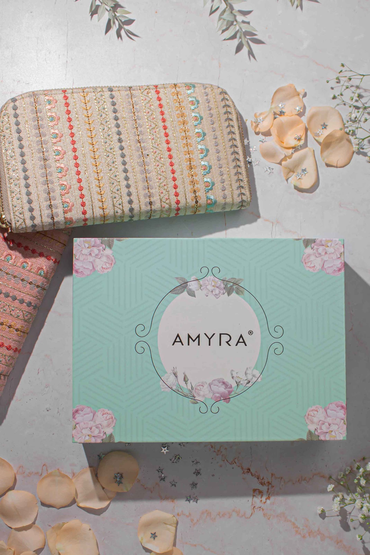 AMYRA Linea wallet