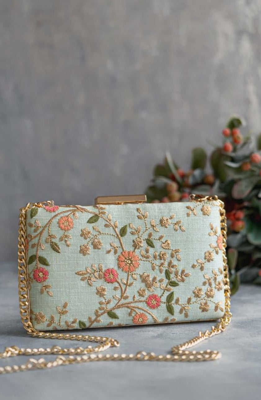 AMYRA Floral creeper box clutch - Mint