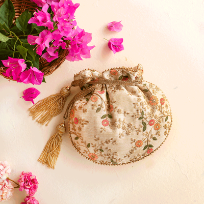 AMYRA Floral Creeper favours - Pastel set of 15