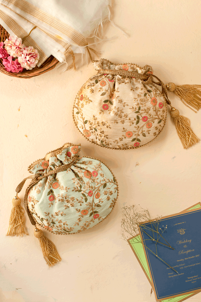 AMYRA Floral Creeper favours - Pastel set of 15
