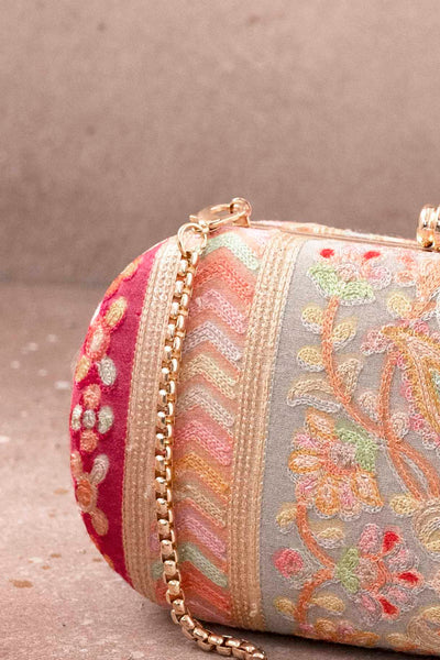 AMYRA Havana Capsule clutch