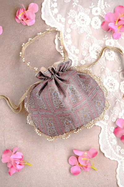 AMYRA Kashi wedding favors - Set of 15
