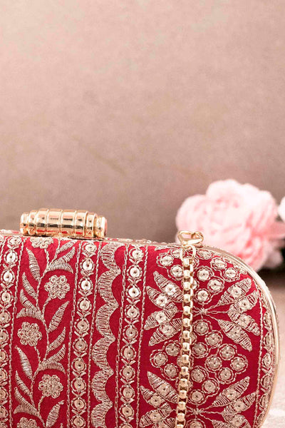 AMYRA Mirai embroidered clutch - Red