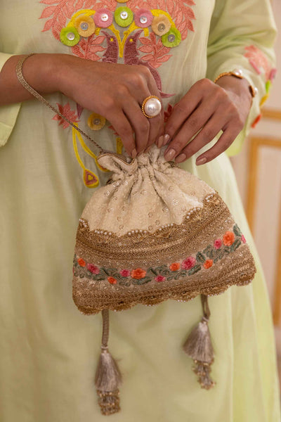 AMYRA Rhapsody threadwork cream potli
