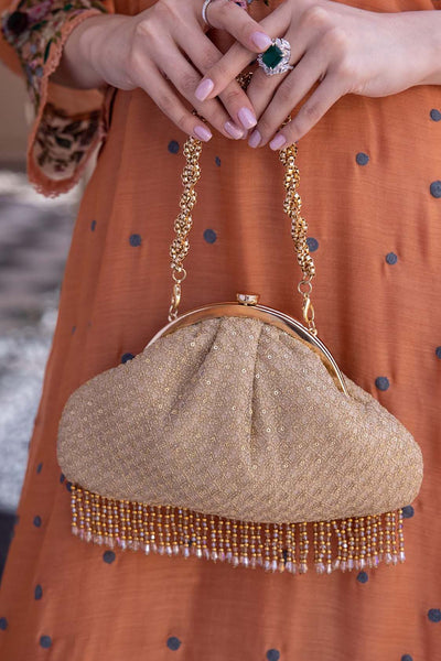 AMYRA Oro vintage purse
